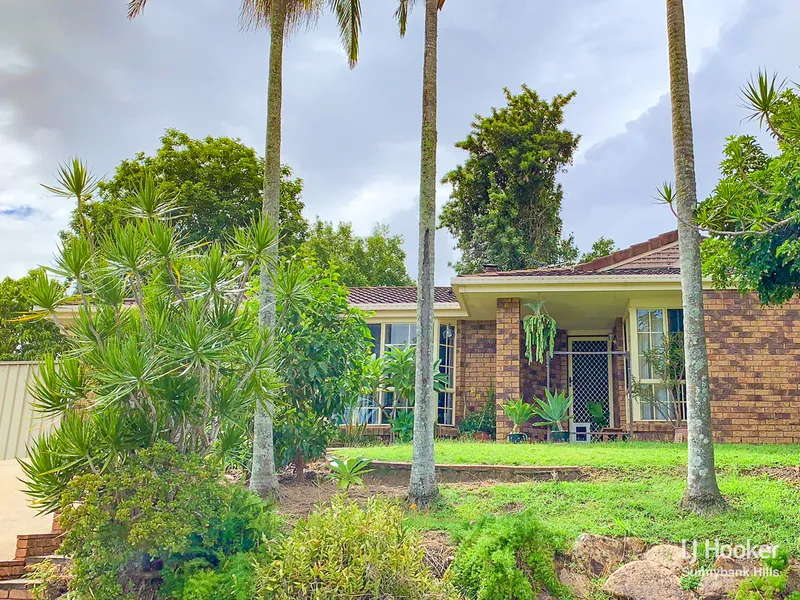 3 BEDROOM FAMILY HOME IN THE HEART ALGESTER