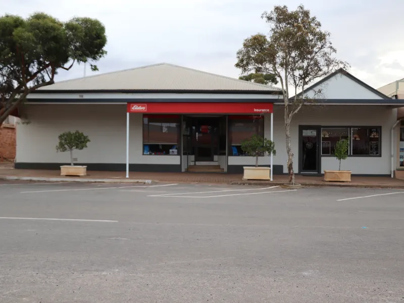 Commercial Shopfront & Unit
