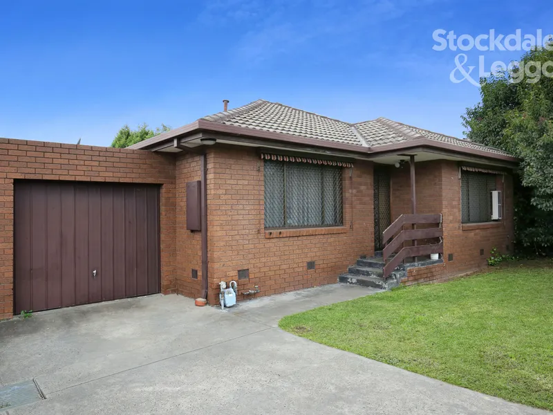 Two Bedroom Unit Close To Reservoir Station