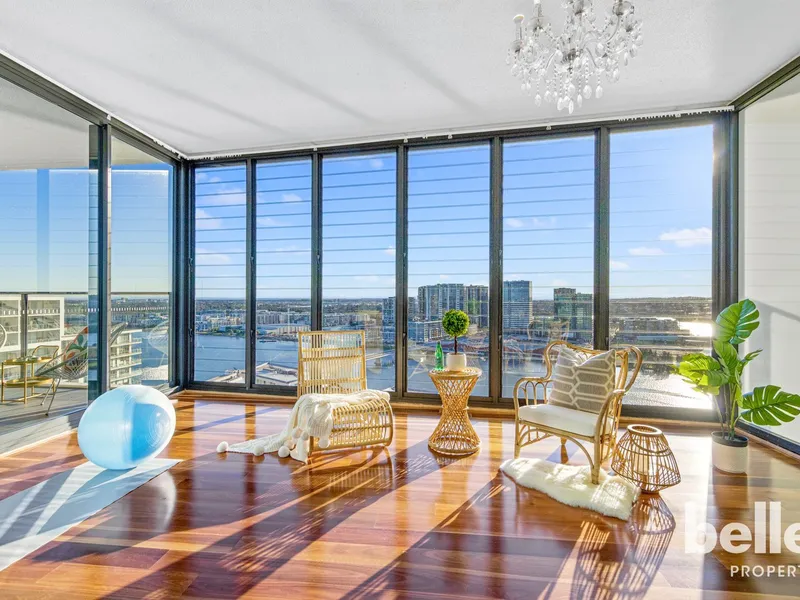 150 SQM ON TITLE | STUNNING WATERVIEW APARTMENT AT THE SHORES