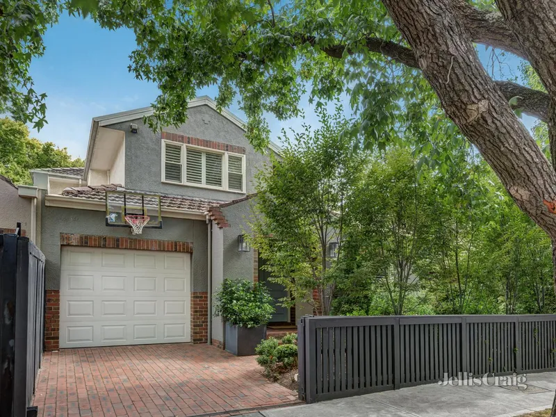 Low maintenance style with bedroom on ground floor