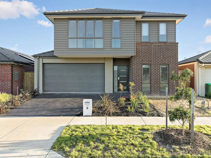 4 Bedrooms PLUS Study Family Home!