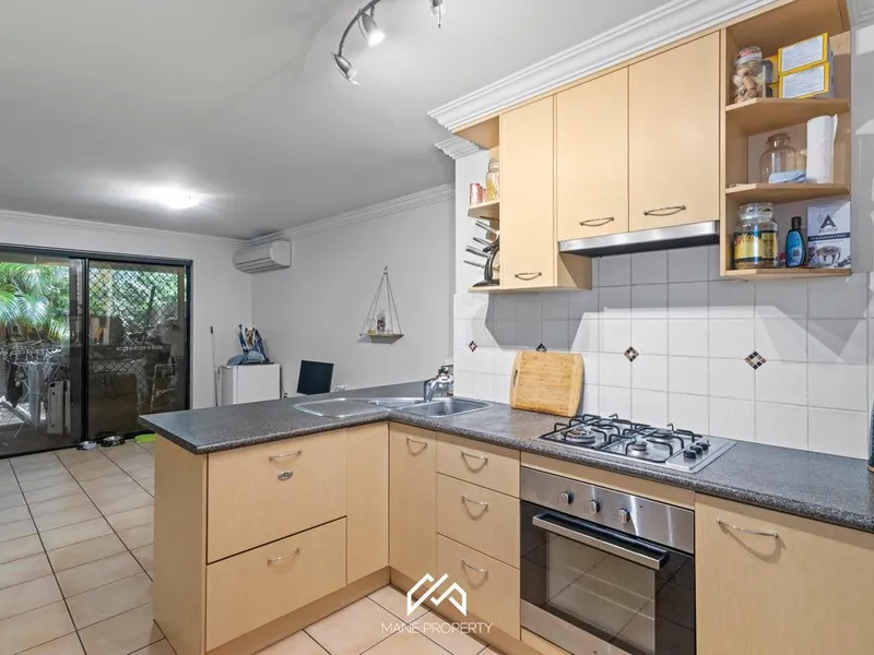 Large Ground Floor Apartment