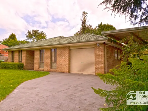 SINGLE LEVEL - FIVE BEDROOMS