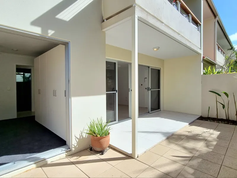 Walking distance to beach & Peregian Village Square