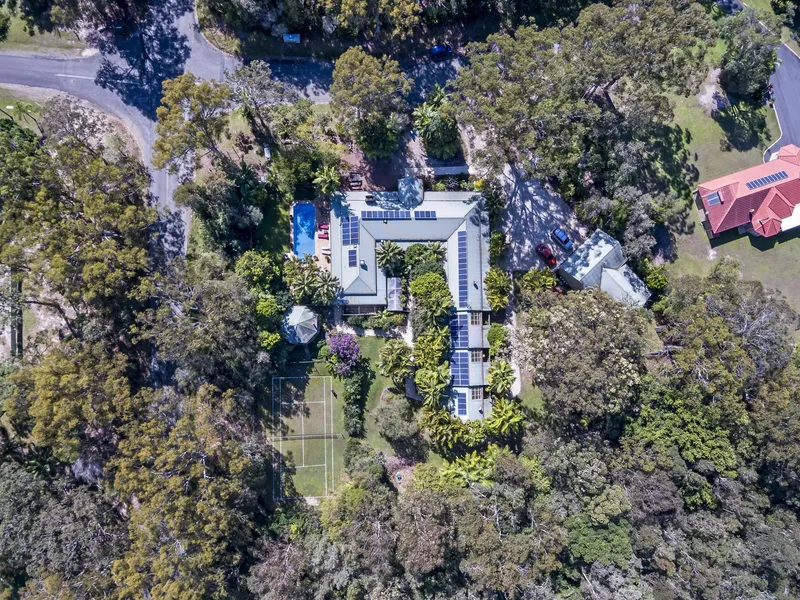 A COUNTRY ESTATE WITH ENDLESS POTENTIAL