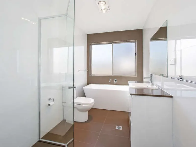 Large 4 Bedroom modern home