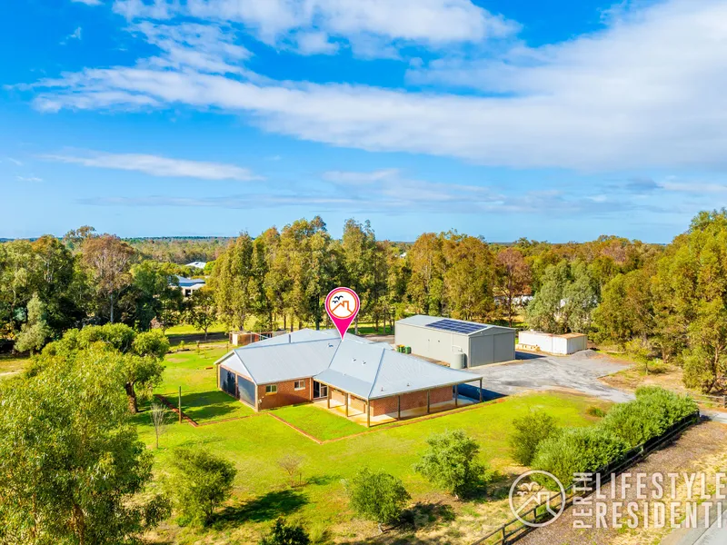 Mediterranean Living On Acreage!