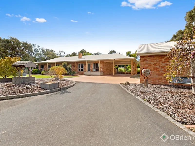 A Quintessential Semi-Rural Lifestyle - 2.5 acres