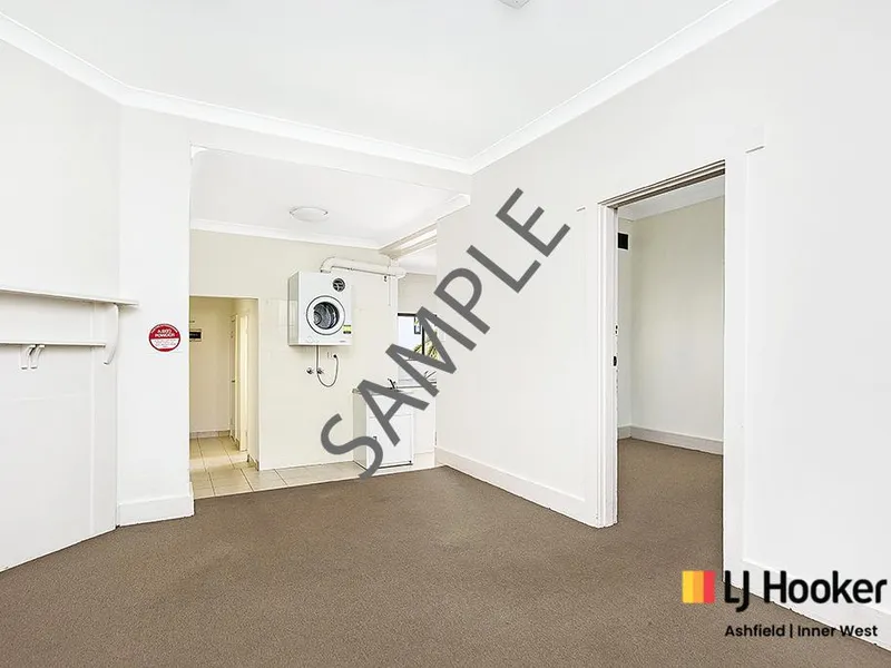 Well presented Three Bedroom Apartment!