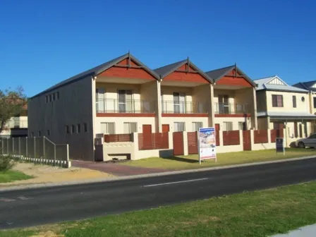 Townhouse -close to everything