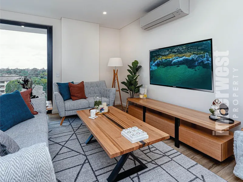 Modern Premium Location Apartment in the heart of Homebush