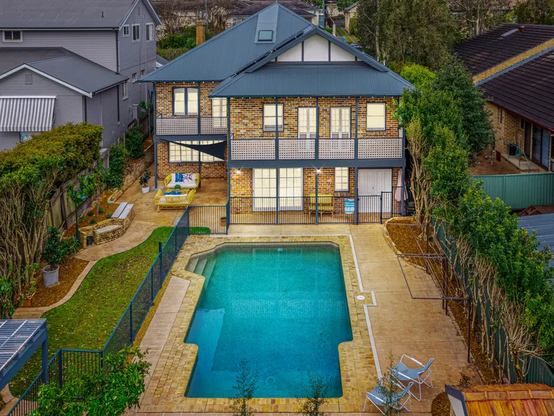 Classic Brick Federation Abode!