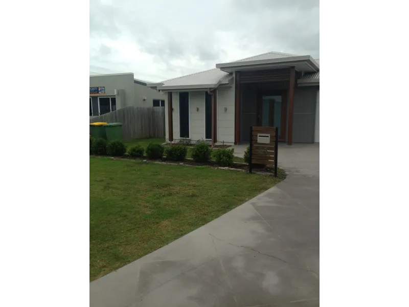 4 Bedroom Home in  A family friendly Estate!