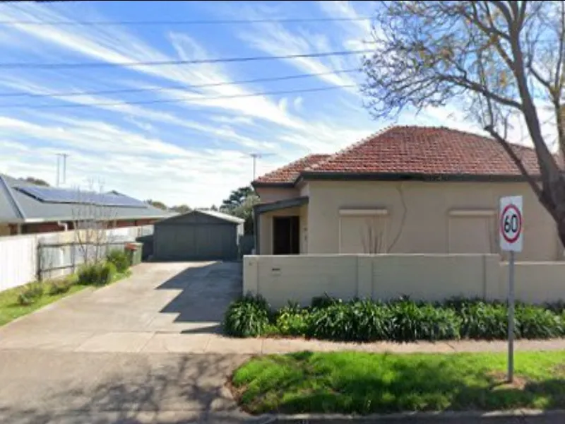 Large Pet Friendly 4 Bedroom Home