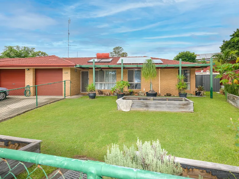 Duplex Home, Great Entertainer, Quiet Street!