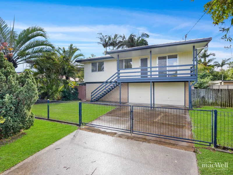 Who Else Wants Excellent Location + Great Value Bayside Lifestyle?!