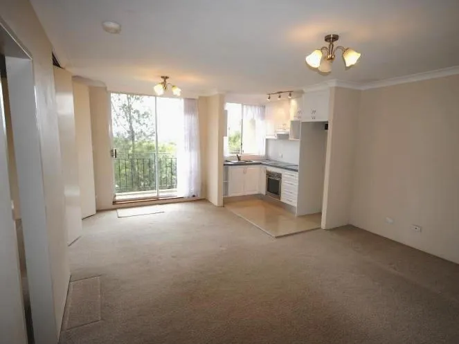 Modern ideally located living