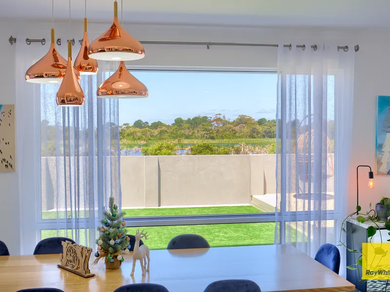 LAKE VIEWS AT MIDDLETON