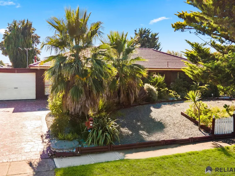 SPACIOUS FAMILY HOME IN PERFECT LOCATION