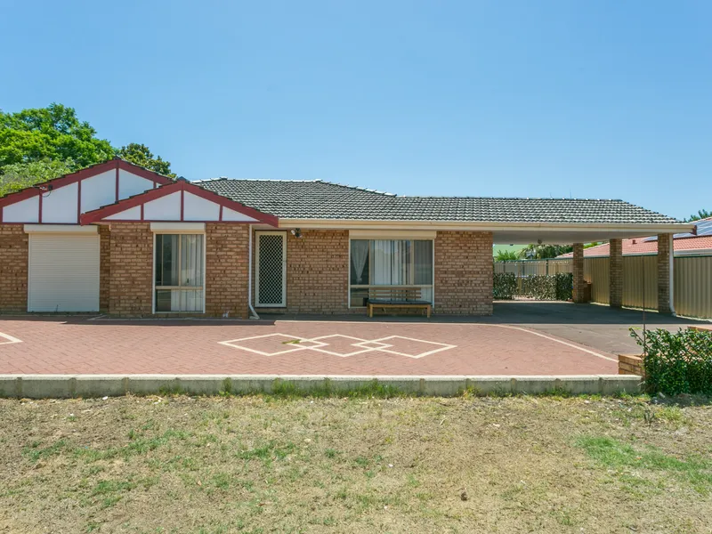 Large Street Frontage Home with Entertainers Kitchen