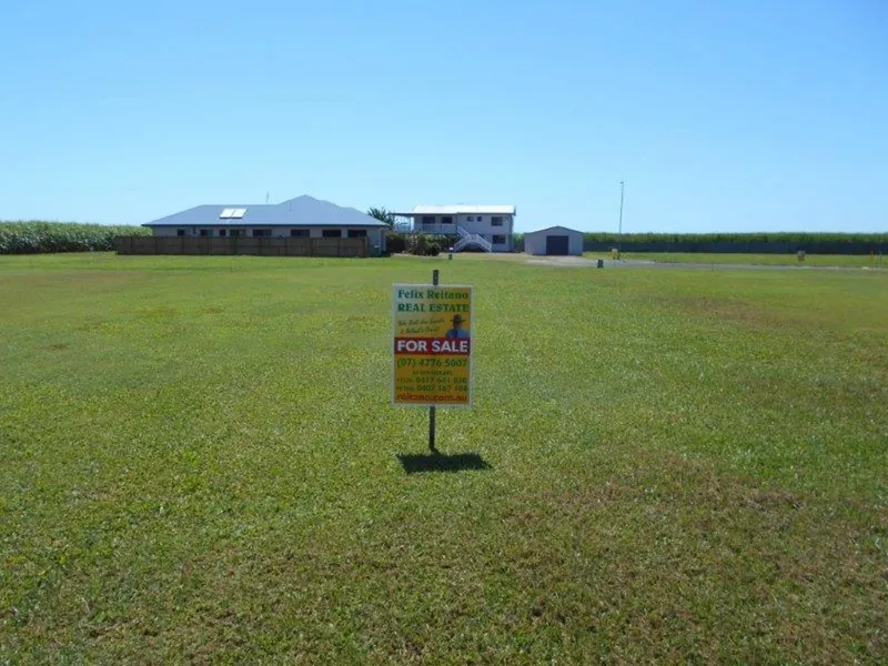 LARGE BLOCK IN NEW ESTATE !