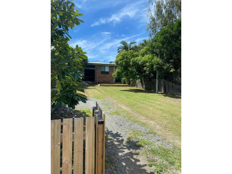 COZY, PRIVATE & IDEAL LOCATION