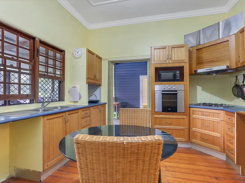 Spacious Land House at Everton Hill!