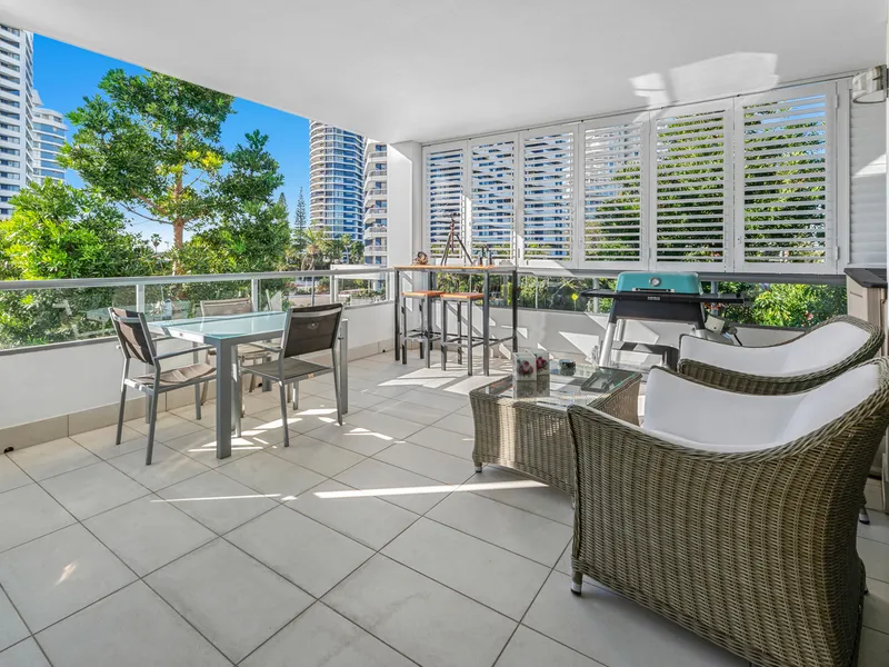 Luxury Two Bed Plus Study Water View's