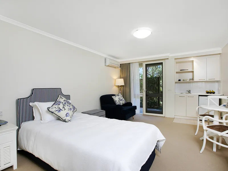 Studio and 1 bedroom Serviced Apartments available for rent!