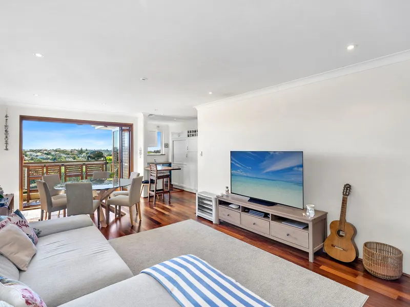 District & Coastal Panorama