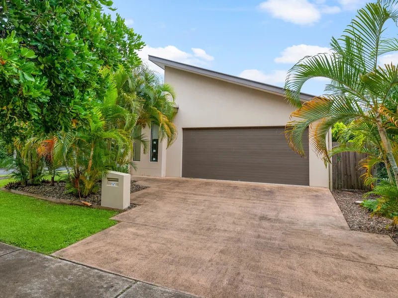 Modern Family Home in a Central Coast Location!
