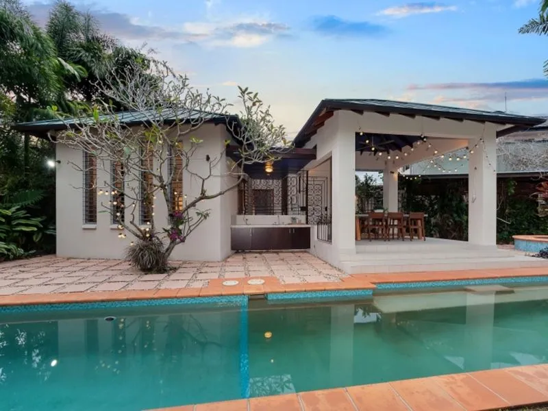 BEACHFRONT STUNNER - PRICE SLASHED TO A BARGAIN @ $795,000