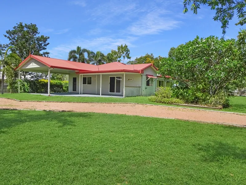 Large Family Home with Shed & Pool