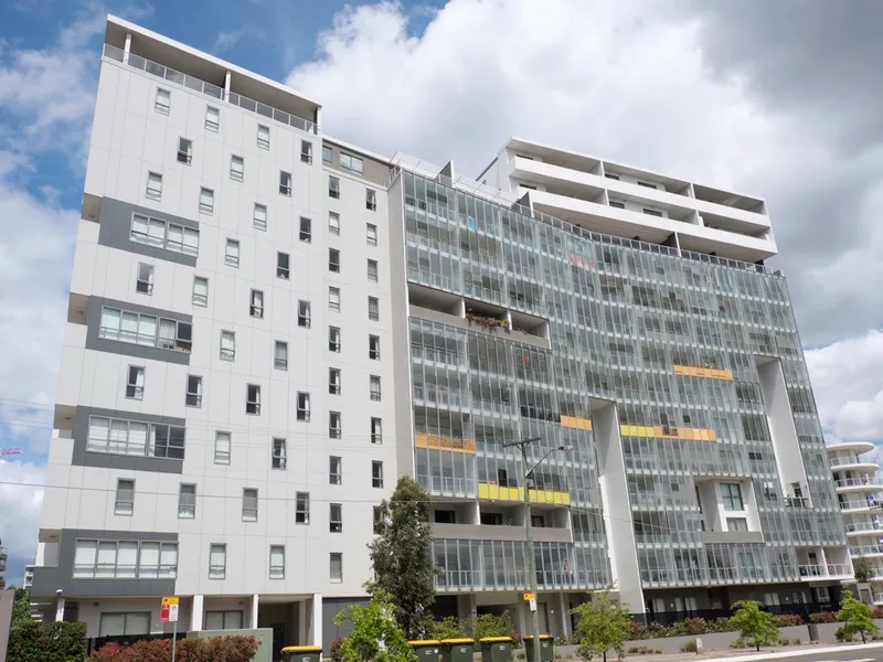 SUPER SPACIOUS 111m2 APARTMENT