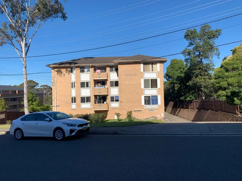 Nearly New Two Bedrooms unit For Rent in Blacktown