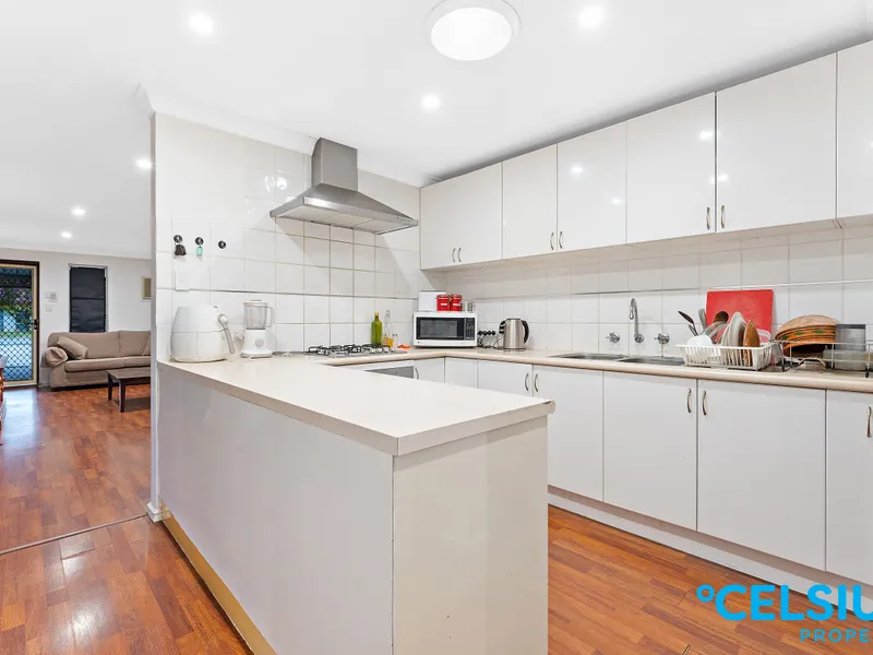 2-Bedroom Duplex Sitting on 463sqm of Land!