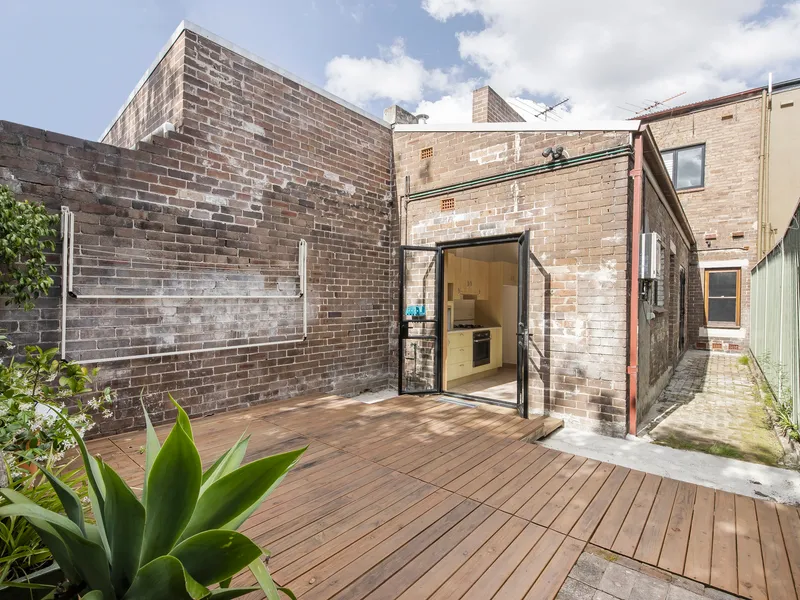 Spacious two-storey home in ultimate location