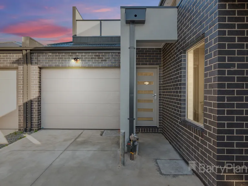 Brand New and Only 500m to Broadmeadows Station!