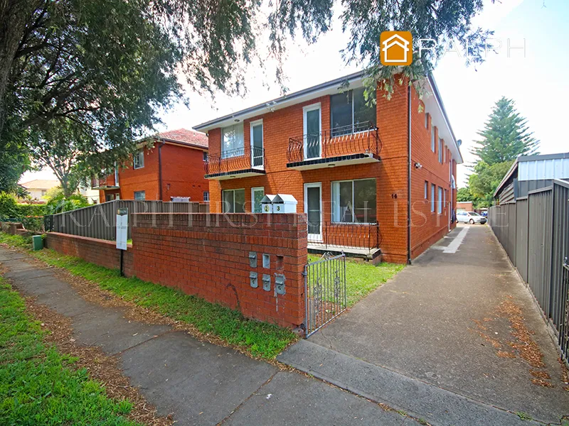SPACIOUS 2 BEDDER - MODERN LIVING