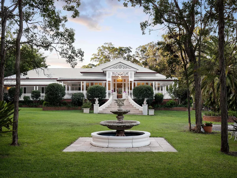 'Charis House' on London Road