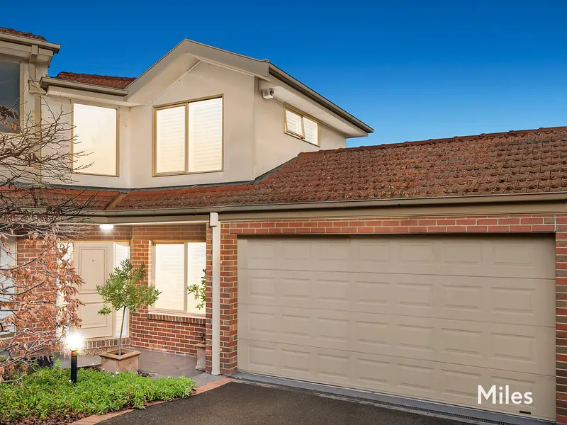 Secluded Rear All-Seasons Entertainer