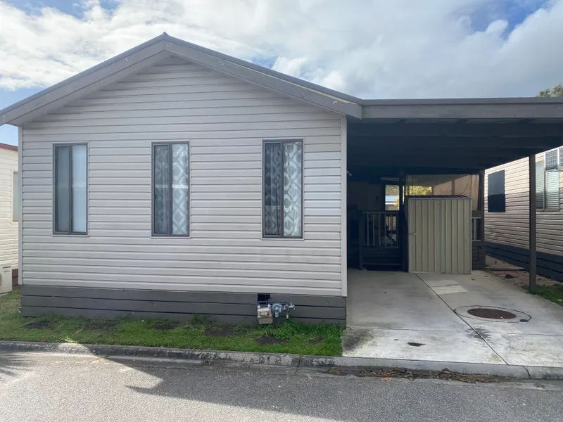 Holiday Style Living