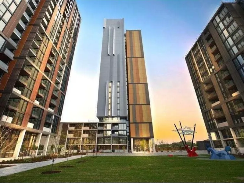 Modern two bedroom two bathroom apartment with great views
