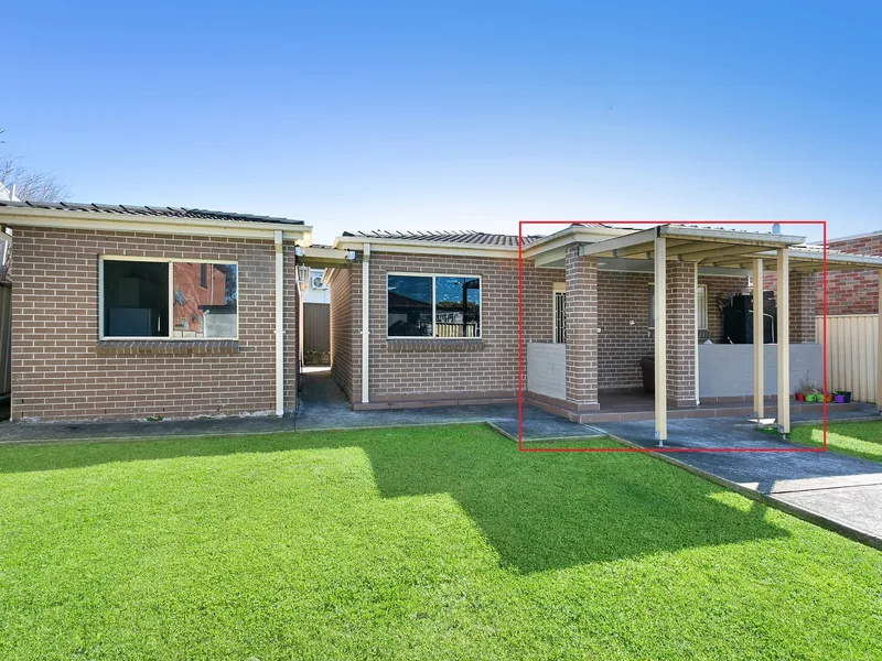 Showcasing a modern two bedroom granny flat in a prime location