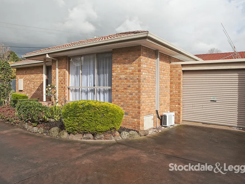 MUST SEE UNIT IN CENTRAL DANDENONG