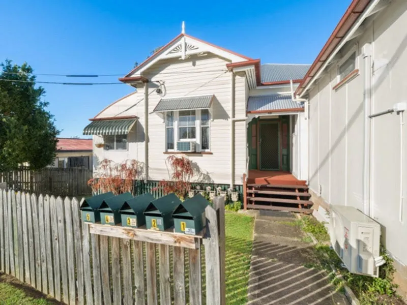 Spacious Well-Maintained Unit