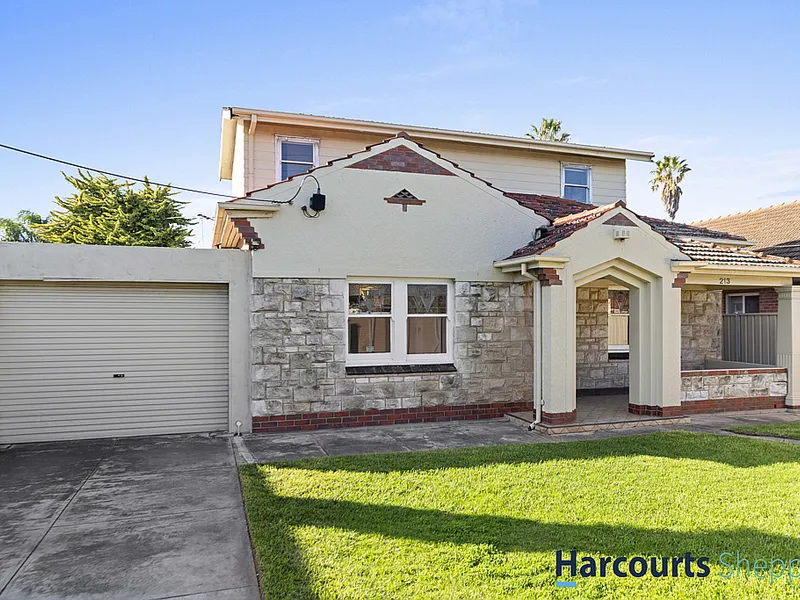 Character, Style & City Fringe