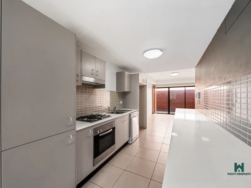 HOMEBUSH-TWO BEDROOM APARTMENT
