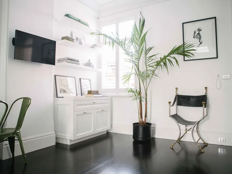 RENOVATED RESIDENCE WITH CAR SPACE IN PRIME LOCATION